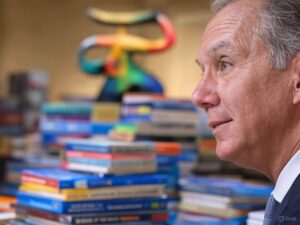 El escritor Eduardo Mendoza se corona con el Premio Princesa de Asturias de las Letras