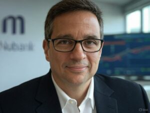 Nubank sacude el mundo financiero con el fichaje del expresidente del Banco Central de Brasil