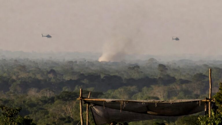 Bombardeo FARC Amazonía: Ecuador y EU atacan campamento armado