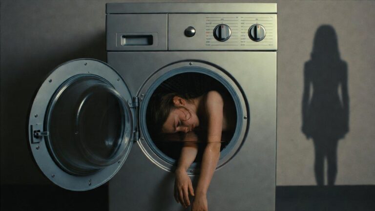 Niña Atrapada en Lavadora: Alarma en Torreón