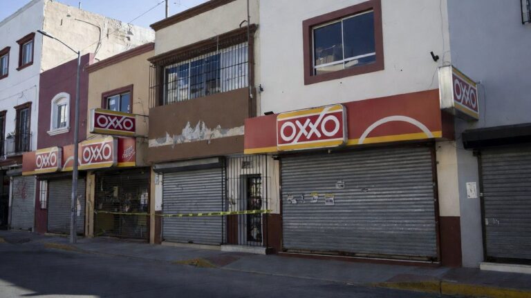Tiendas OXXO en Guanajuato Siguen Cerradas Tras Caos Violento