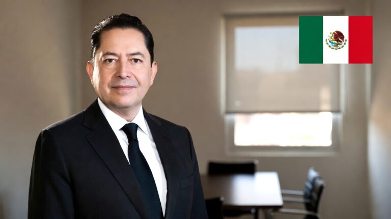 Carlos Medina Plascencia se une a Somos México