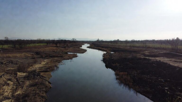 Hallan Cuerpo de Hombre en Canal de Riego en Pénjamo